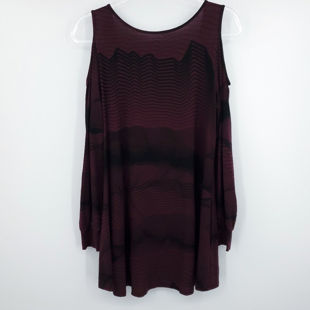 Soma Cold Shoulder Long Sleeve Tee Womens Medium Burgundy Black - Picture 8 of 8
